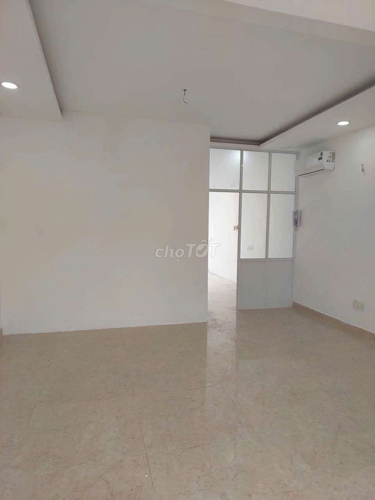 Новый красивый таунхаус Cityland в 7 округе