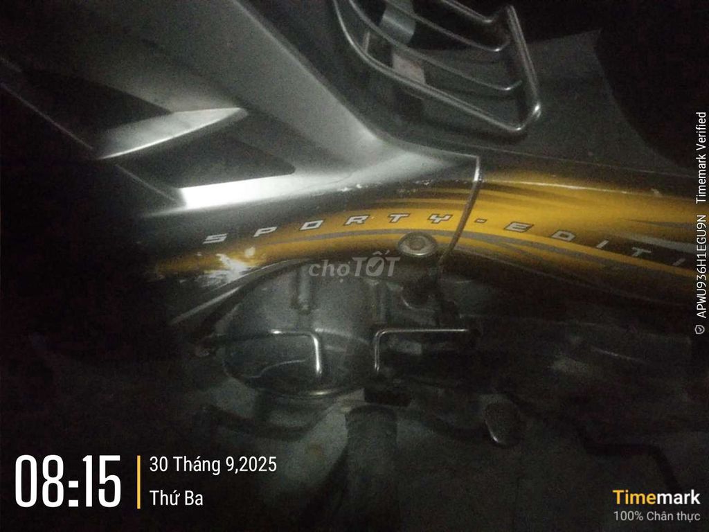 Nhà co người ôm nên em muốn bán gấp,xe 2010 zin. Mua bán Xe máy tại Huyện Kim Thành Hải Dương được đăng bởi phuong hình 2