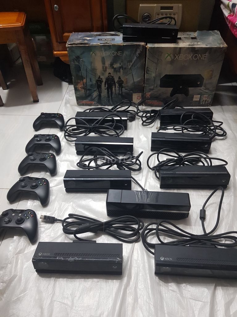 Xbox One 500GB Đen Máy chơi game. Mua bán Thiết bị chơi game tại Quận Tân Phú Tp Hồ Chí Minh được đăng bởi phước lợi 9x hình 1