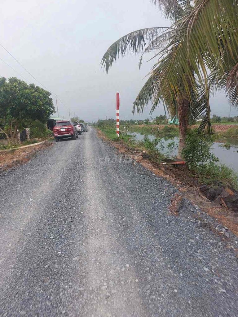 1000m2 view Kênh Xáng đg 10m ô tô 8 tấn, kdc đông tiện ích xung quanh