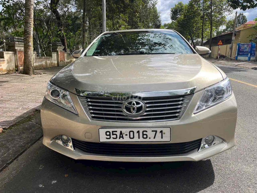 Toyota Camry 2015 2.0E  chính chủ. Mua bán Ô tô tại Thành phố Thủ Dầu Một Bình Dương được đăng bởi Hoa hình 1