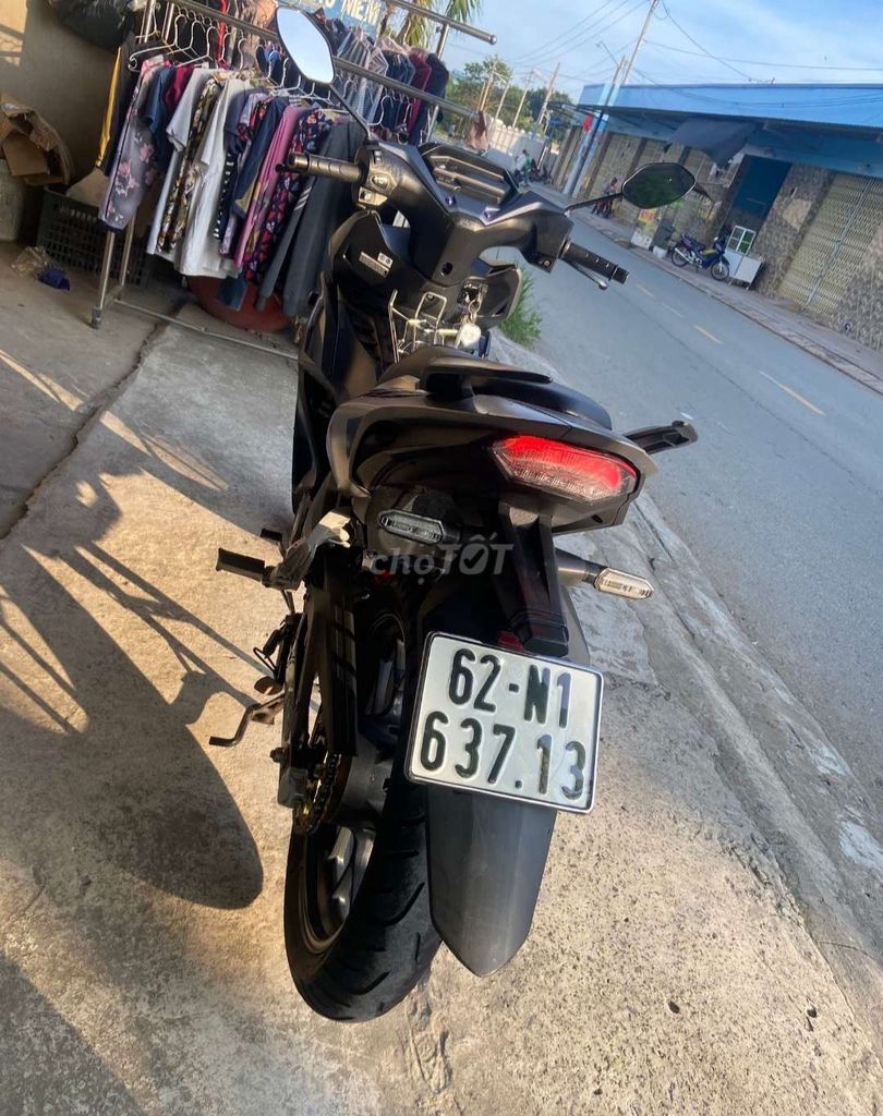 BÁN XE WINNER X CAMO XANH BẠC. Mua bán Xe máy tại Huyện Bến Lức Long An được đăng bởi Quyền Nguyễn Quang hình 4