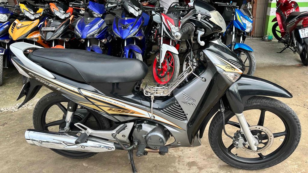 Honda Future fi 2008 áo 2009 đen ( hỗ trợ góp )