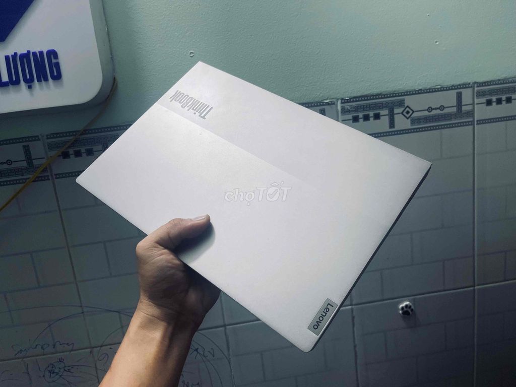 Lenovo Thinkbook i5 8GB/256GB SSD Vỏ nhôm Bạc. Mua bán Laptop tại Thị xã Tân Uyên Bình Dương được đăng bởi lê âu hình 1