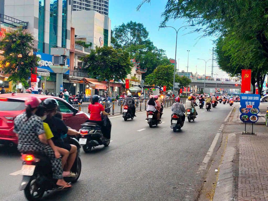Nhà Mặt Tiền NC Minh Phụng, P2, Q11. Cho thuê nhà ở tại Quận 11 Tp Hồ Chí Minh được đăng bởi Nguyễn Thị Trúc Hà hình 1