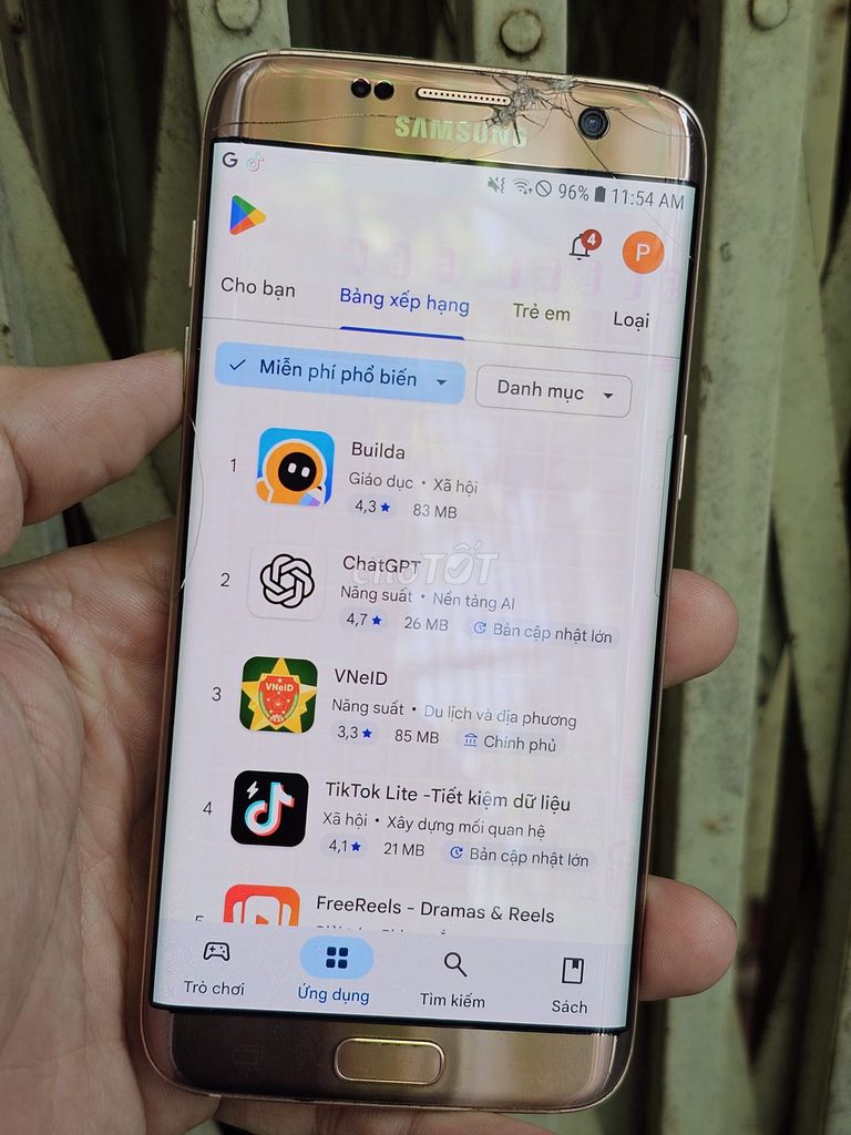 Samsung Galaxy S7 Edge Vàng hồng xài full. Mua bán Điện thoại tại Quận 8 Tp Hồ Chí Minh được đăng bởi Hy vu  hình 1