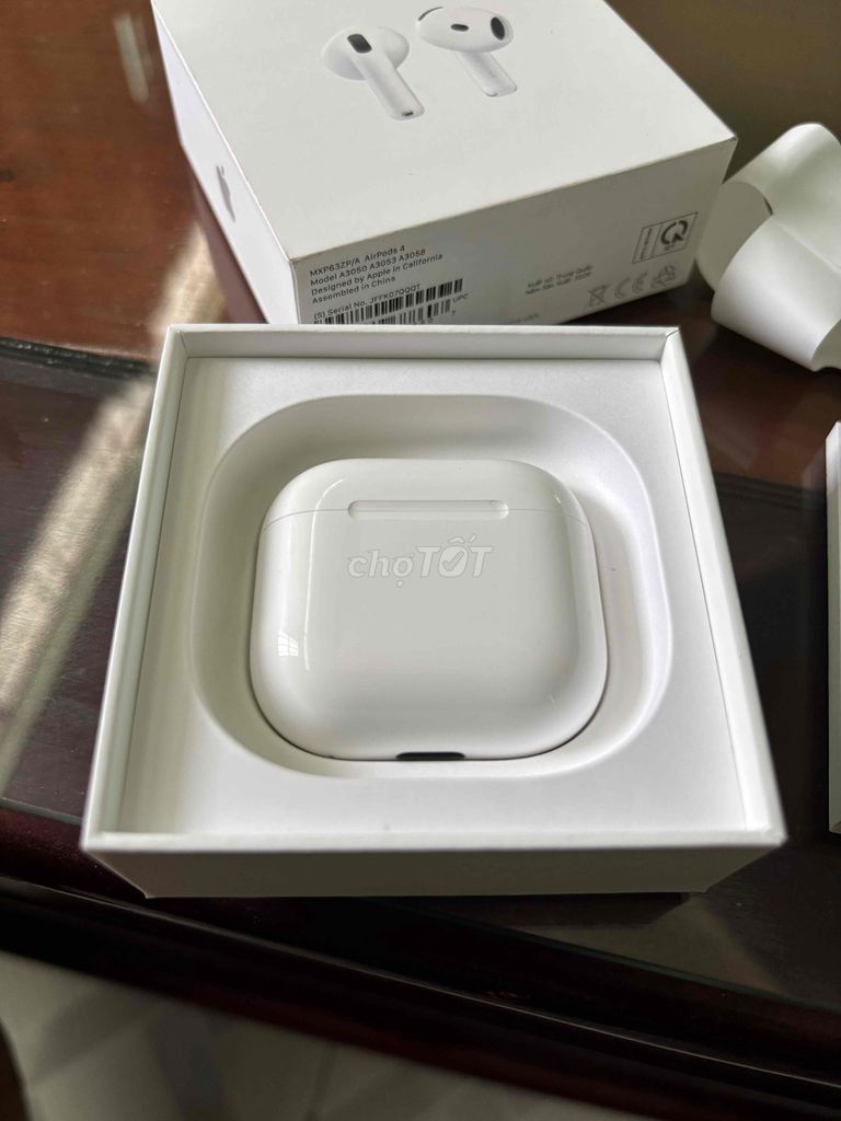 Tai nghe Apple AirPods 4 Trắng BH TGDĐ 12 tháng 99. Mua bán Tivi, Âm thanh tại Huyện Phong Điền Cần Thơ được đăng bởi Thái hình 1