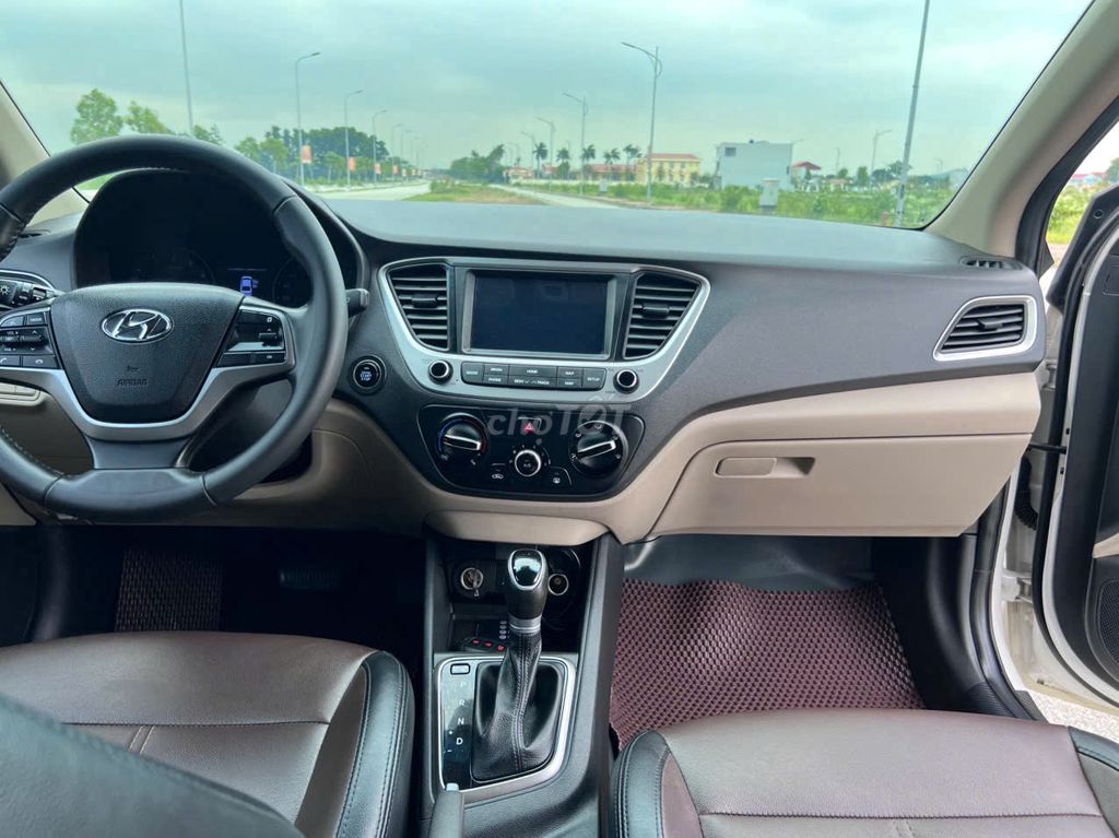 Hyundai Accent 2020 1.4AT - 72100 km. Mua bán Ô tô tại Huyện Hà Trung Thanh Hóa được đăng bởi Nguyễn đức Tuân hình 8