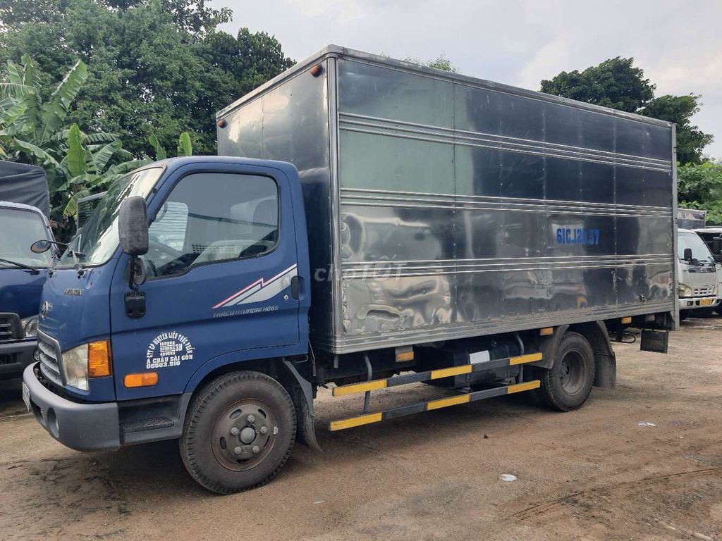 Bán gấp Hyundai 1.6 tấn đời 2014 thùng kín 4m4. Mua bán Xe tải, xe ben tại Thành phố Thuận An Bình Dương được đăng bởi Hồ Xe Tải hình 11