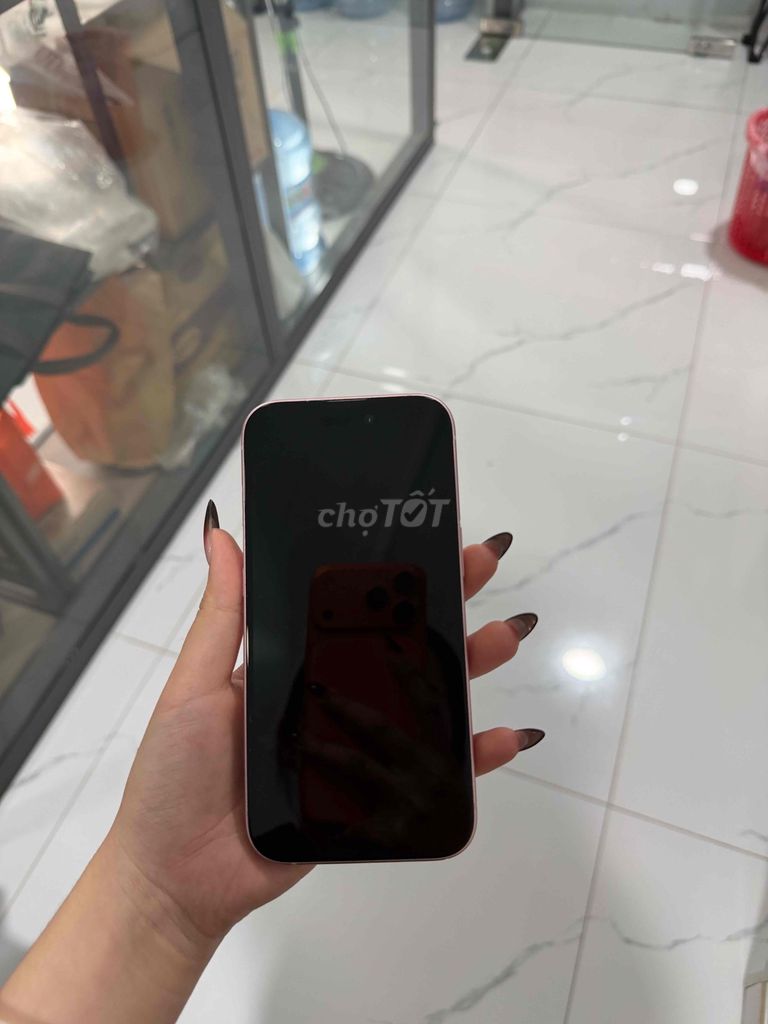 Apple iPhone 15 128GB Hồng ZA/A. Mua bán Điện thoại tại Thành phố Thủ Dầu Một Bình Dương được đăng bởi Diệu Nguyễn hình 1
