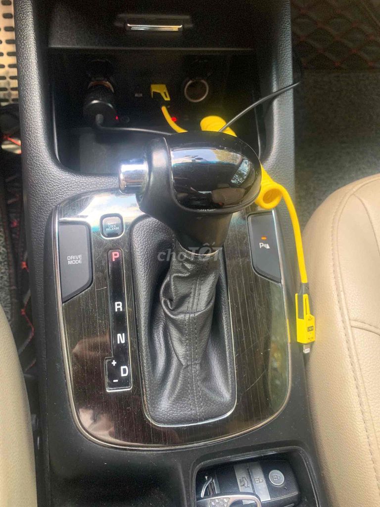 Kia Cerato 2.0 AT phiên bản cao cấp nhất Premium. Mua bán Ô tô tại Thành phố Biên Hòa Đồng Nai được đăng bởi CH xe máy Trần Na Na hình 5