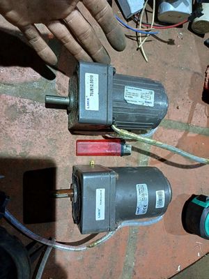 Hà Nội. Cần bán mô tơ giảm tốc. Mua bán Đồ chuyên dụng, Giống nuôi trồng tại Huyện Thanh Trì Hà Nội được đăng bởi Phạm Đức Việt