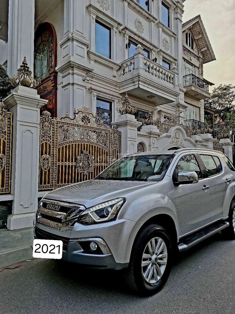 Isuzu Mu X 2021 1.9 PRESTIGE 4X2 AT - 60000 km