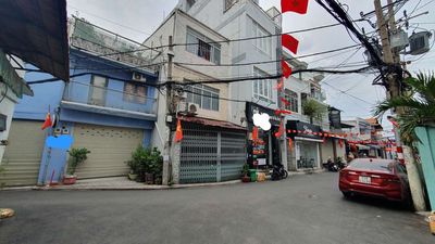 Nhà phố 60 m² · 3 PN · Đường Âu Cơ