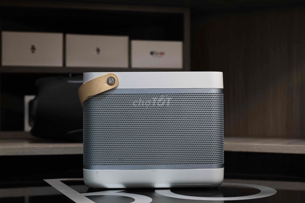 Loa Bluetooth Bang & Olufsen Beolit 15 Xám, Trắng. Mua bán Tivi, Âm thanh tại Huyện Trảng Bom Đồng Nai được đăng bởi Vinh Báo Đồng Nai hình 1