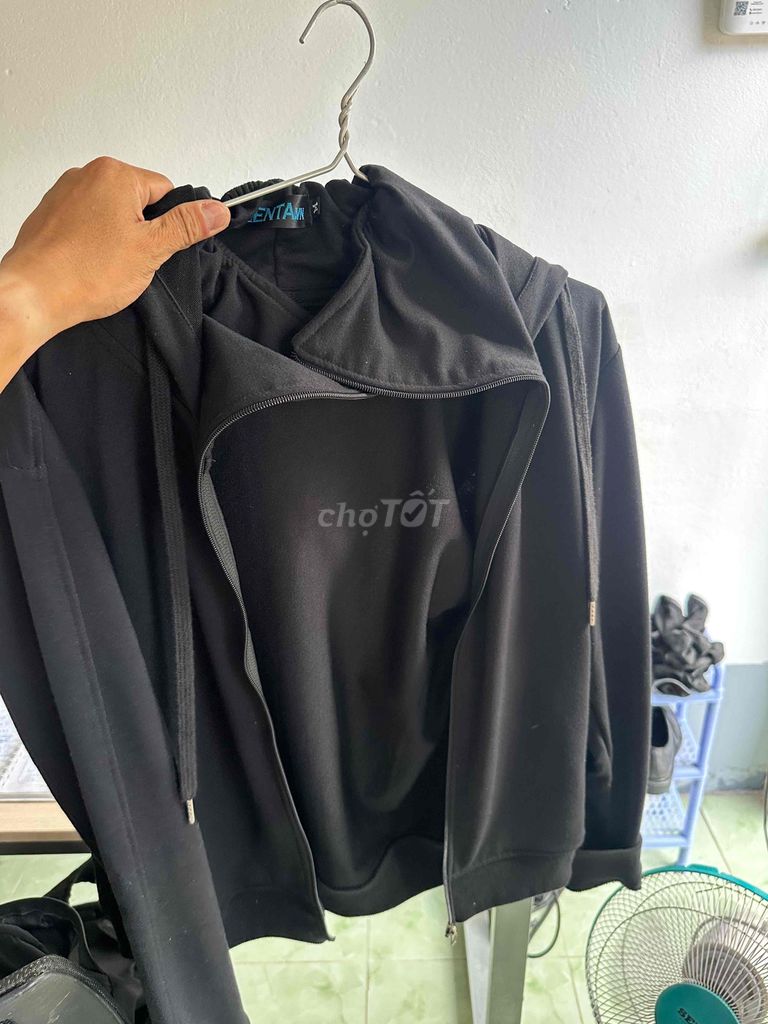 Áo khoác nam Nỉ cotton Đen size M. Mua bán Quần áo tại Thành phố Thủ Đức Tp Hồ Chí Minh được đăng bởi Nguyễn Ngọc Nhật hình 1