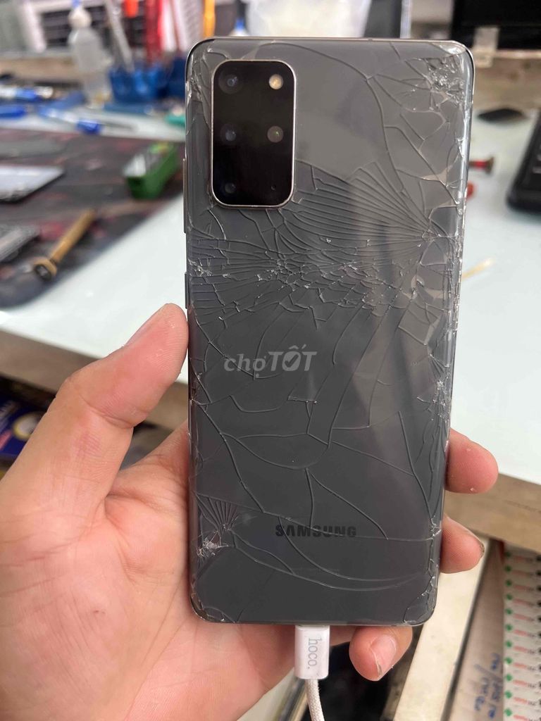 Samsung S20 Plus Xám Hư màn hình. Mua bán Điện thoại tại Thành phố Thủ Đức Tp Hồ Chí Minh được đăng bởi Nhi nhi shop hình 1