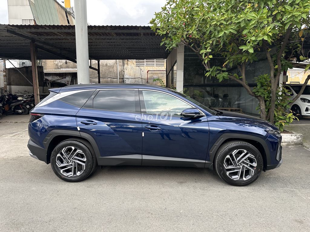Hyundai Tucson FL 2025 Giảm 50% Thuế Trước Bạ. Mua bán Ô tô tại Quận Cầu Giấy Hà Nội được đăng bởi Bách Đoàn hình 4