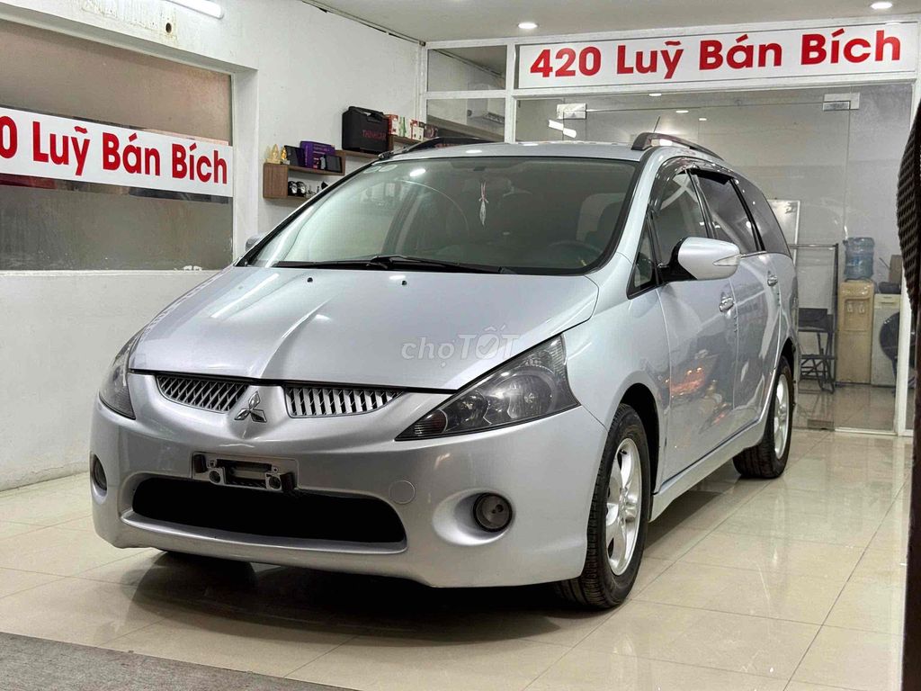 Mitsubishi Grandis 2005 2.4 AT - 120000 km. Mua bán Ô tô tại Quận Tân Phú Tp Hồ Chí Minh được đăng bởi Thế Anh hình 3