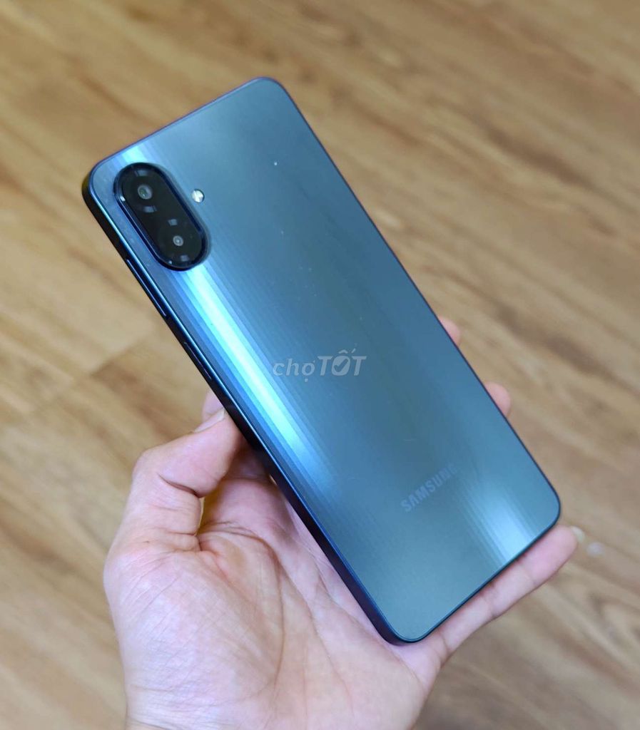 Samsung Galaxy A07 6GB/128GB Xanh đen Like New 99%. Mua bán Điện thoại tại Quận Thanh Khê Đà Nẵng được đăng bởi Kim Hoa hình 1
