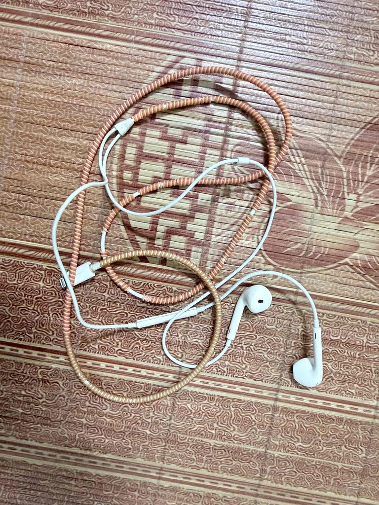 tai ghe earpod chính hãng apple. Mua bán Tivi, Âm thanh tại Huyện Thái Thụy Thái Bình được đăng bởi Tám hình 1
