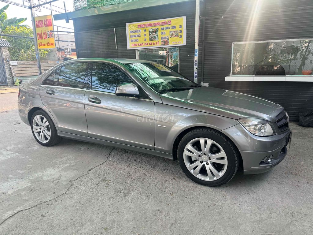 Mercedes Benz C Class 2007 - 123456 km