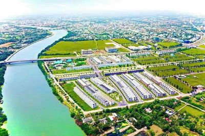 Chính chủ cần bán nhà mặt tiền Hùng vương-QL1A, View sông, giá rẻ.