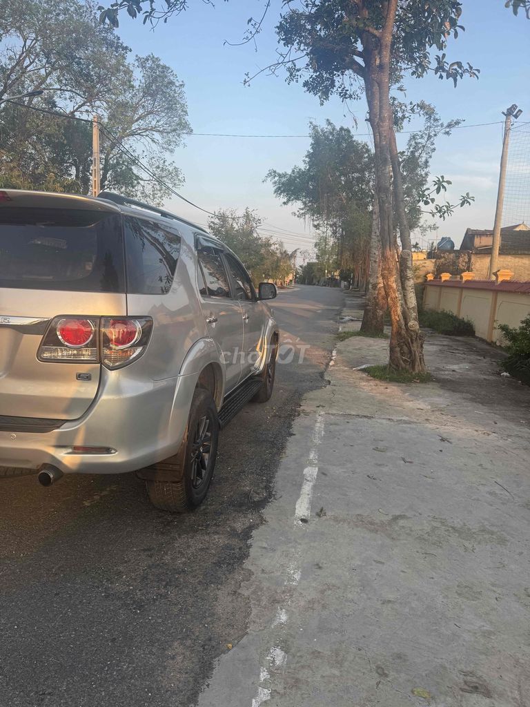 Toyota Fortuner 2015 2.5G 4x2 - 15000 km. Mua bán Ô tô tại Huyện Yên Thành Nghệ An được đăng bởi Tuan Nguyen hình 4