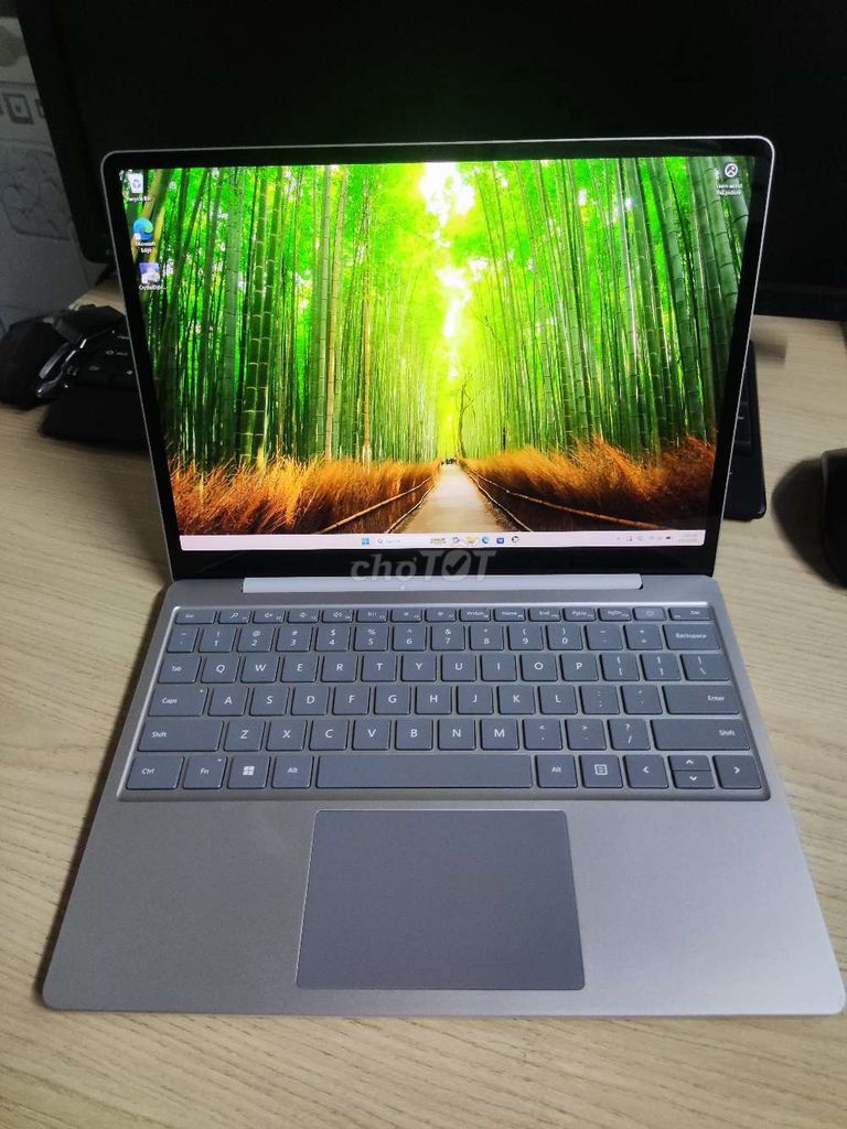 Microsoft Surface Laptop Go 2 i5-1135G7. Mua bán Laptop tại Huyện Hoài Đức Hà Nội được đăng bởi Trần Huyên hình 1