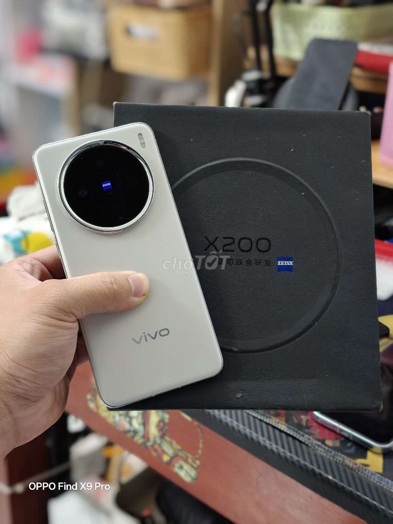 Vivo X200 5G 12GB/256GB Fullbox. Mua bán Điện thoại tại Huyện Cư M'gar Đắk Lắk được đăng bởi Lê Hiếu 94 hình 1