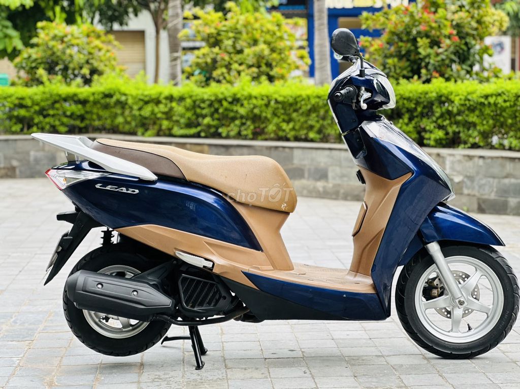 LEAD 125FI XANH LÒNG VÀNG ZIN CHÍNH CHỦ NỮ DÙNG. Mua bán Xe máy tại Quận Bắc Từ Liêm Hà Nội được đăng bởi Mai Khánh hình 3