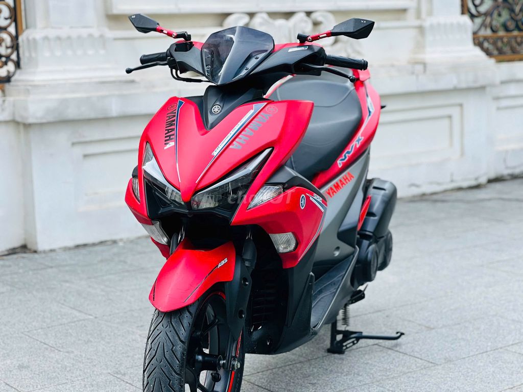 YAMAHA NVX 155 PHANH ABS ĐỎ ĐẸP 2024