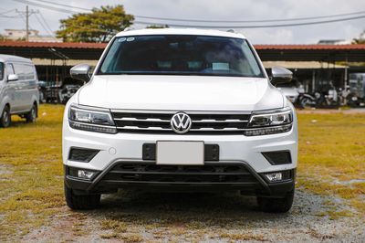 Volkswagen Tiguan LuxuryS - Xứng Tầm Trải Nghiệm. Mua bán Ô tô tại Quận Gò Vấp Tp Hồ Chí Minh được đăng bởi Mr Vương otosieuluot