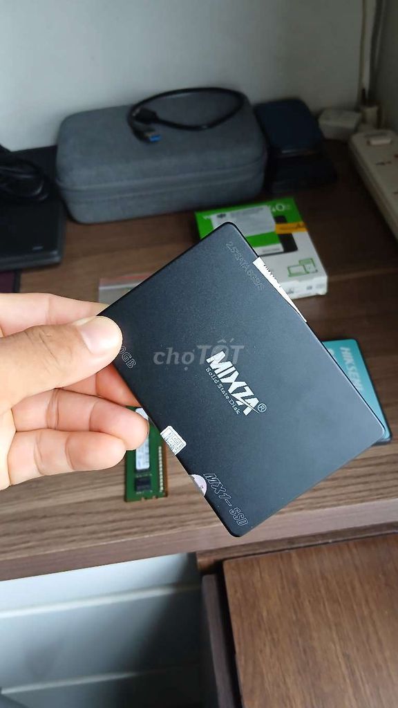 Ổ cứng SSD MIXZA 120GB SATA 2.5 inch Đen. Mua bán Linh kiện (RAM, Card...) tại Quận 12 Tp Hồ Chí Minh được đăng bởi  Nguyen Thai Binh hình 1