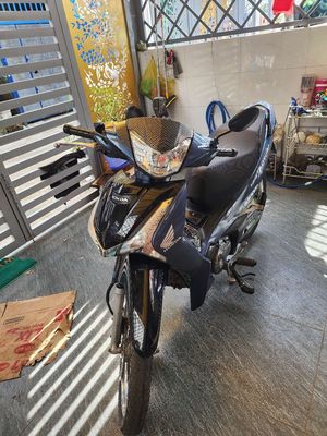 Cần Ra Đi E Nó ( Future Led 2022 ) 9 Chủ Zin 100%. Mua bán Xe máy tại Quận 7 Tp Hồ Chí Minh được đăng bởi Zinnguyen