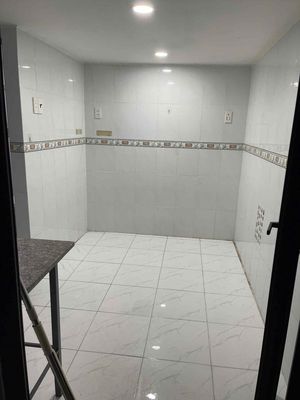 PHÒNG 25M2, CÓ GÁC, MỚI 1041/115 TRẦN XUÂN SOẠN, Q7, CHÍNH CHỦ