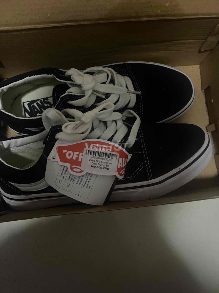 cần bán đôi giày vans , giầy size39 gdtt hà nội