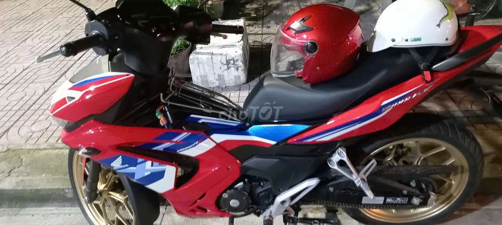 V3 đời 2023 bstp chính chủ odo 11k. Mua bán Xe máy tại Quận 6 Tp Hồ Chí Minh được đăng bởi Lê thi Thu hình 3