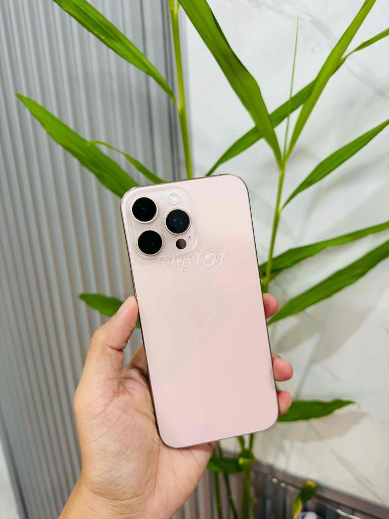 iPhone 16 Pro Max 256G Quốc Tế LL/A. Mua bán Điện thoại tại Quận Thanh Khê Đà Nẵng được đăng bởi Vip Phone hình 1