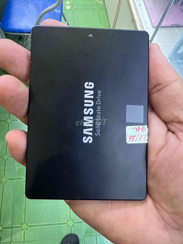 Ổ cứng SSD Samsung 860 EVO 256GB Đen. Mua bán Linh kiện (RAM, Card...) tại Thành phố Mỹ Tho Tiền Giang được đăng bởi Vi Tính Thanh Khang hình 1