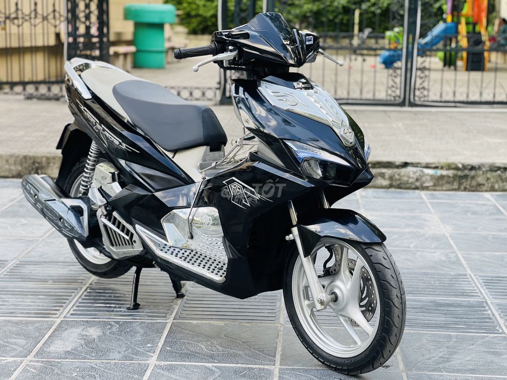 HONDA AIRBLADE 125FI ĐEN BẠC BIỂN 29 NGUYÊN BẢN