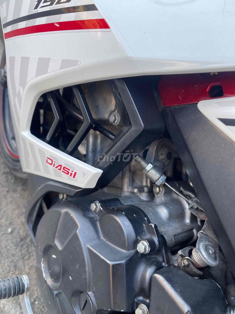 Ex 150 trắng đỏ biển 65 ngây chủ máy zin êm fun ch. Mua bán Xe máy tại Quận Cái Răng Cần Thơ được đăng bởi Cầm Đồ Minh Tấn hình 5