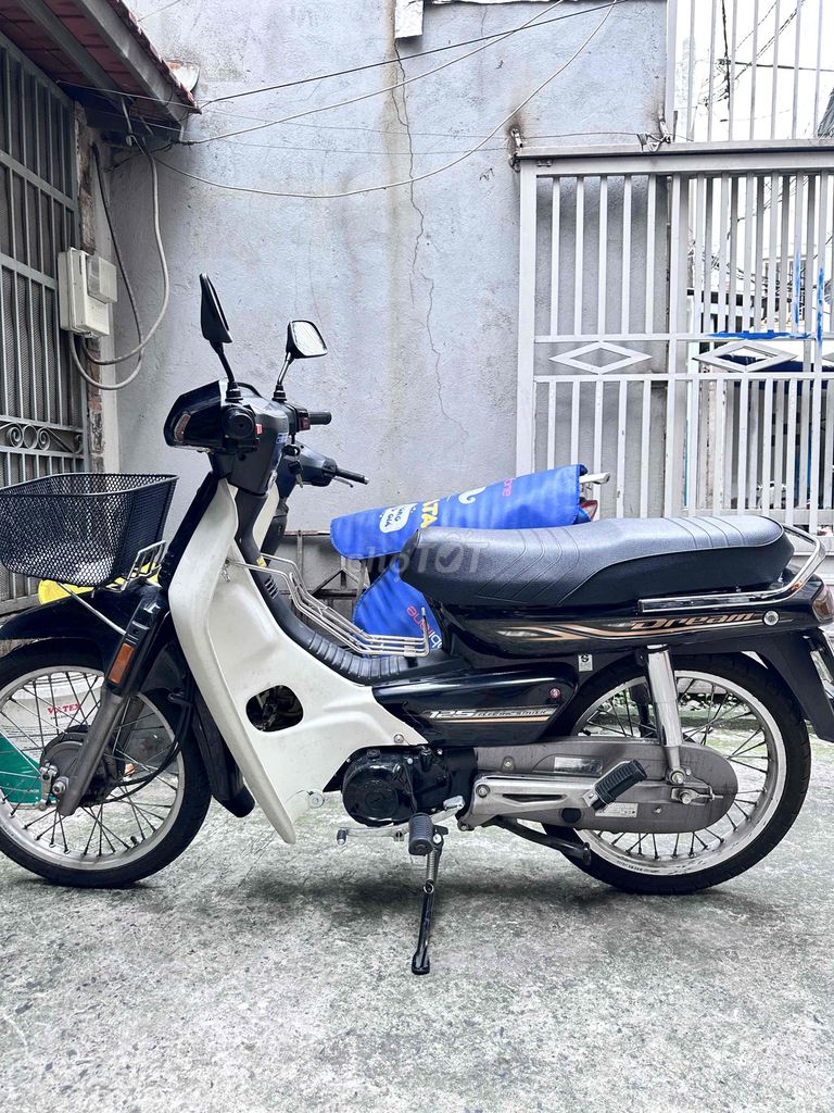 Xe nhà sử dụng. Mua bán Xe máy tại Quận 4 Tp Hồ Chí Minh được đăng bởi ngọc hình 2