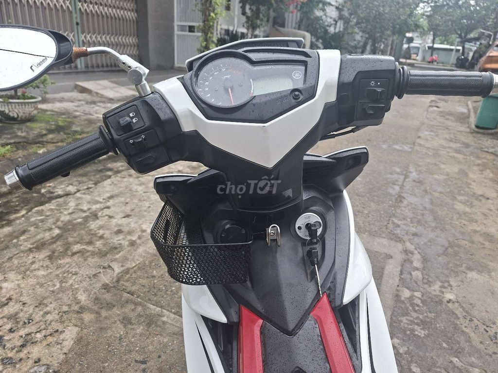 Cần bán Ex 150 trắng đỏ đen. Mua bán Xe máy tại Quận Cẩm Lệ Đà Nẵng được đăng bởi Kỳ hình 5