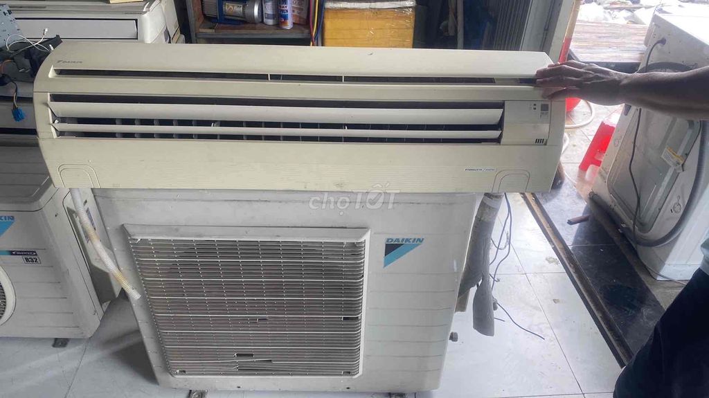 máy lạnh daikin 2.5hp