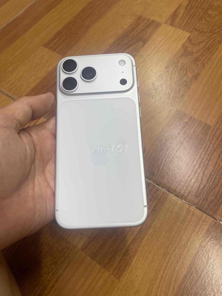 iPhone 17 Pro Max 512GB Bạc. Mua bán Điện thoại tại Thành phố Thuận An Bình Dương được đăng bởi lộc phát  hình 1