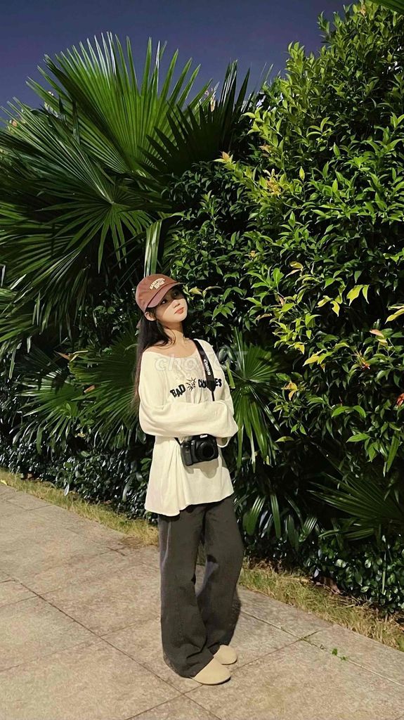 Áo thun Bad Choice Nữ Trắng Đã sử dụng. Mua bán Quần áo tại Thành phố Dĩ An Bình Dương được đăng bởi Đan Linh hình 1