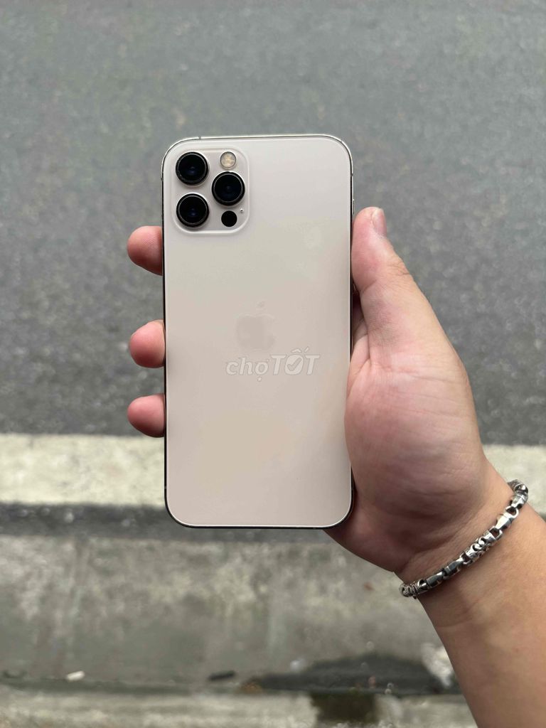 Iphone 12pro 128GB Giá Rẻ Ngang Iphone 11 Thường. Mua bán Điện thoại tại Quận Long Biên Hà Nội được đăng bởi Duy Hiếu Mobile hình 1