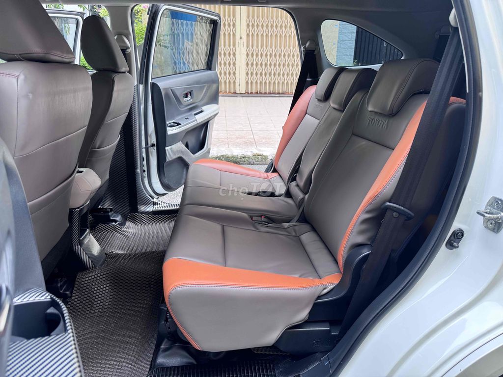 Ban Toyota Veloz Cross 2024 hỗ trợ bank. Mua bán Ô tô tại Quận 1 Tp Hồ Chí Minh được đăng bởi Hoàng Gia Auto hình 12