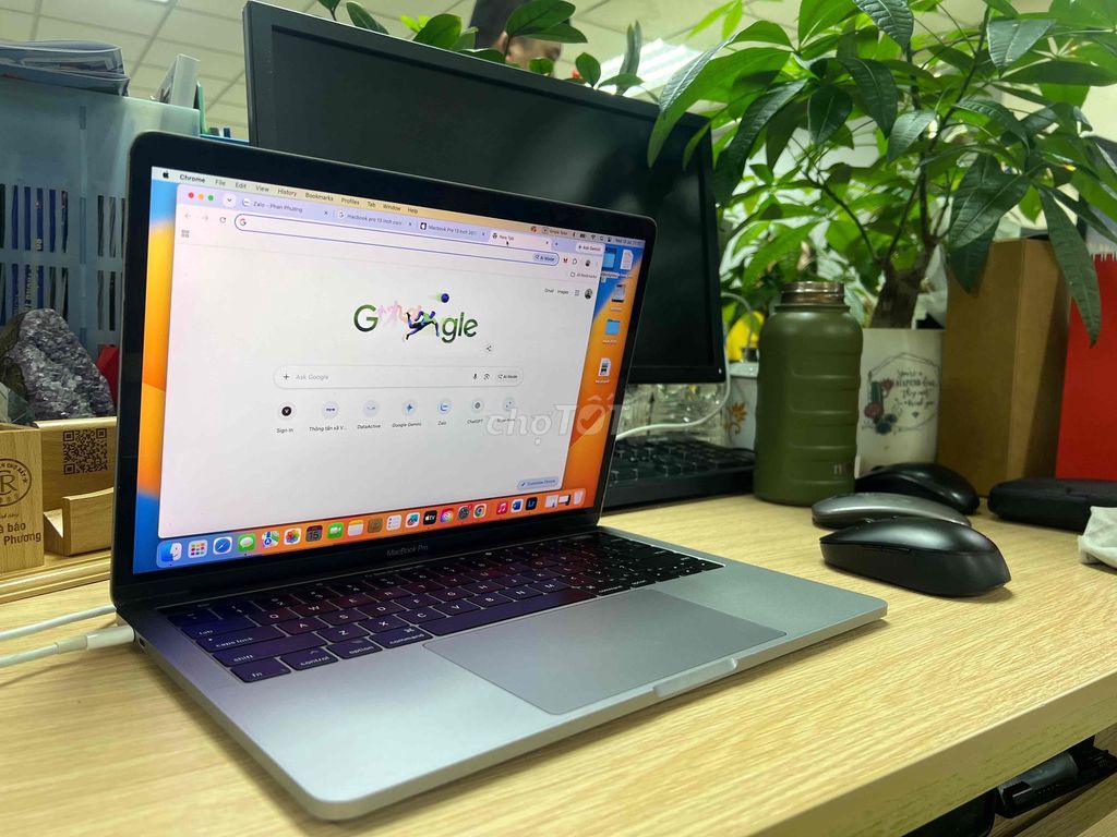 MacBook Pro i7 màu xám, màn hình 13 inch. Mua bán Laptop tại Quận Long Biên Hà Nội được đăng bởi Phan Phương hình 1
